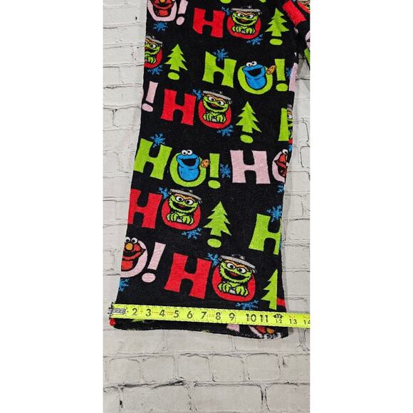 Sesame Street Christmas Fleece Drawstring Pants WOMENS SIZE 3XL - Picture 3 of 9